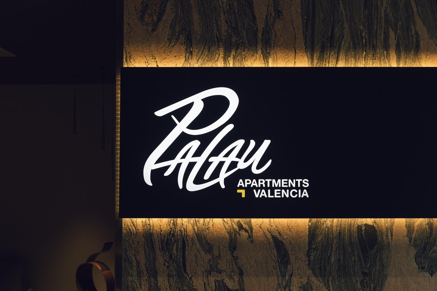 Palau Suites & Apartments Valenza Esterno foto